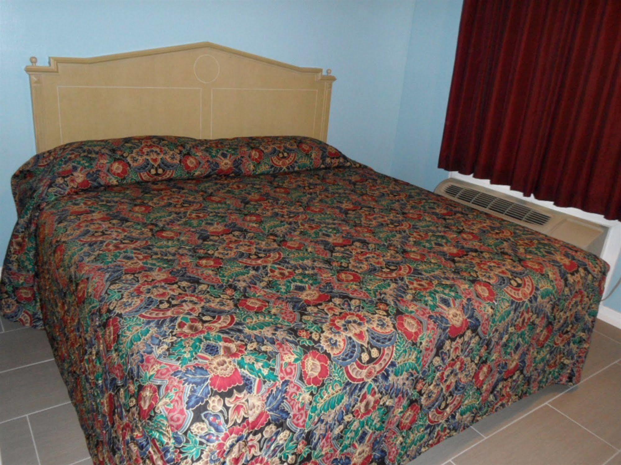 Franklin Terrace Motel Сийсайд Хайтс Екстериор снимка
